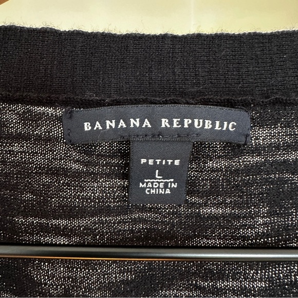 Banana Republic Button Up Shirt - Picture 3 of 5